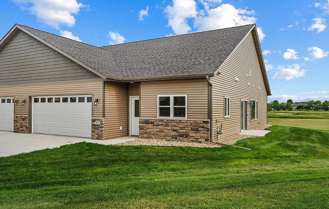 2 Bedroom Townhouse For Sale By Owner in Janesville, MN