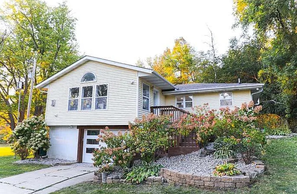 4 Bedroom House For Sale By Owner in Oronoco, MN 