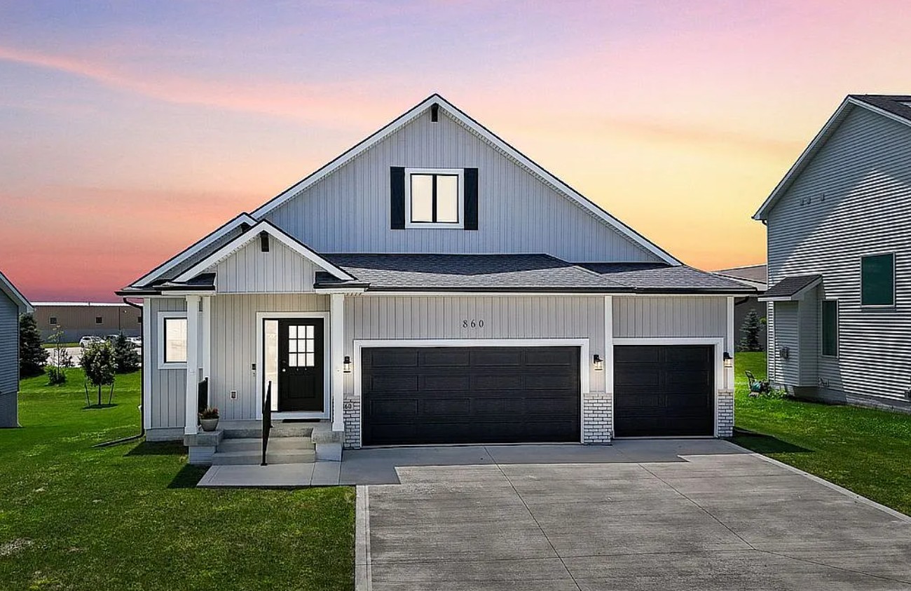4 Bedroom House For Sale By Owner in Waukee, IA 