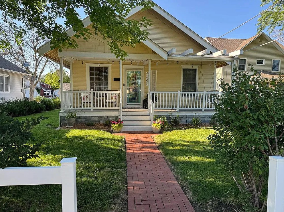 2 Bedroom House For Sale By Owner in Carroll, IA 