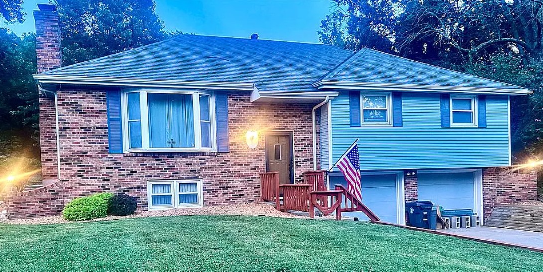 3 Bedroom House For Sale By Owner in Sedalia, MO 