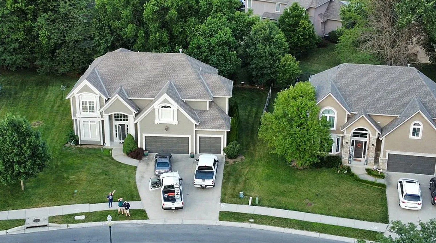 4 Bedroom House For Sale By Owner in Lees Summit, MO 
