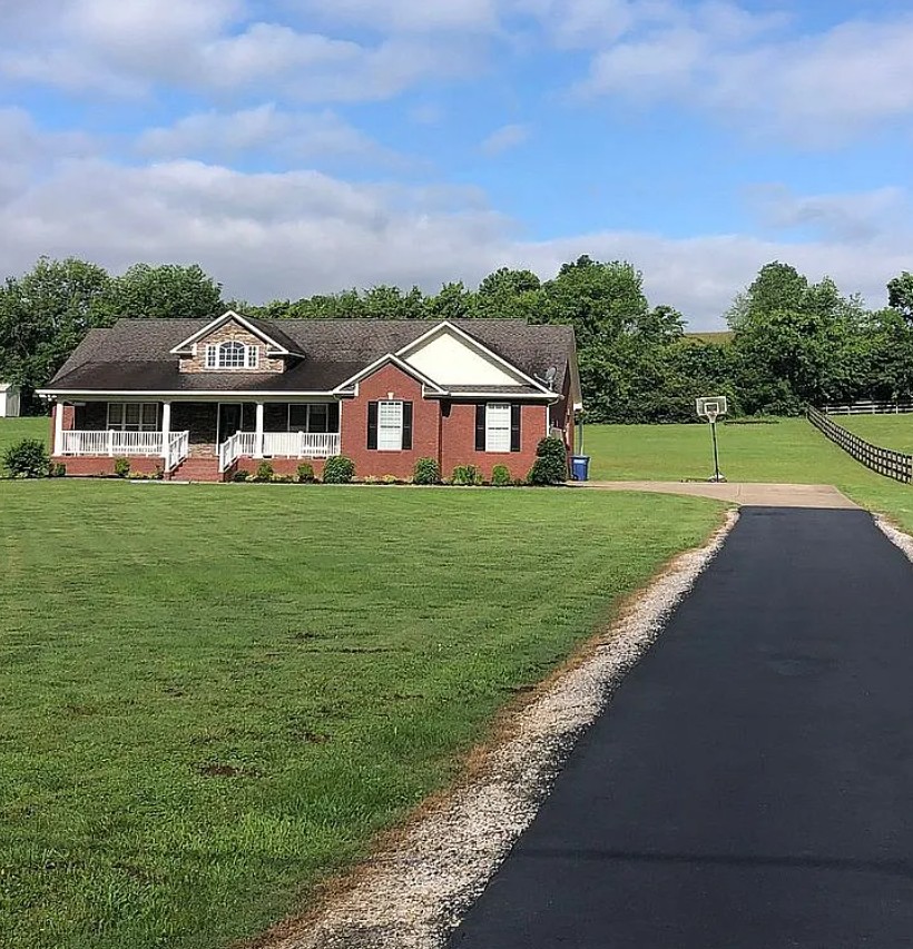 3 Bedroom House For Sale By Owner in Columbia, TN 