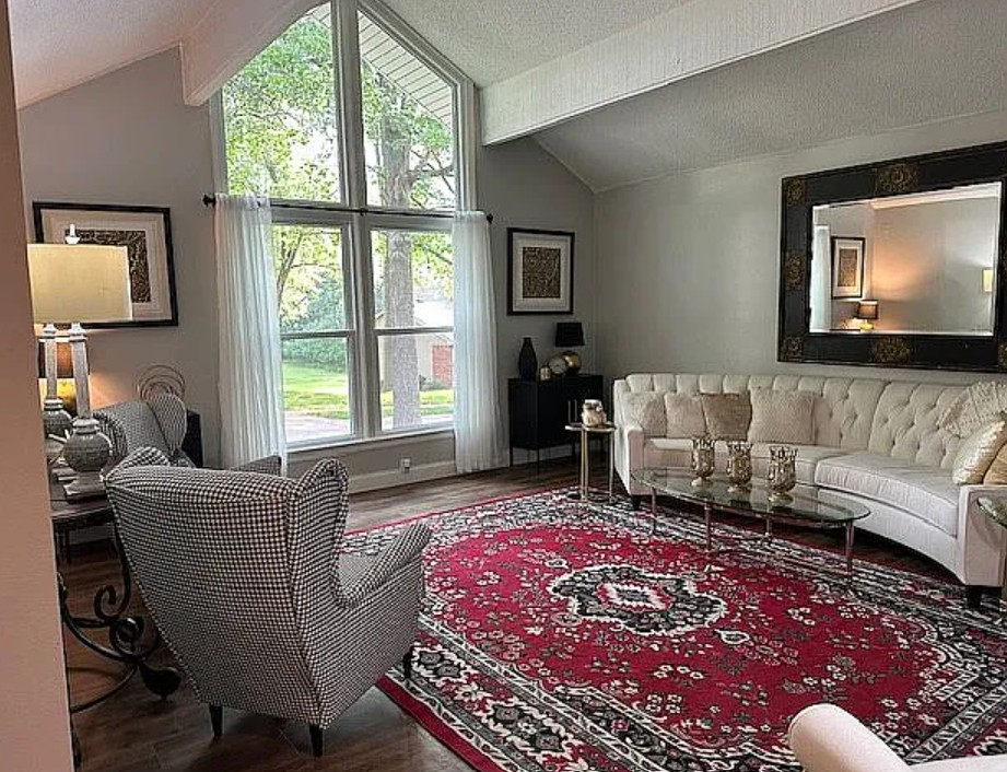 3 Bedroom House For Sale By Owner in Chesterfield, MO 