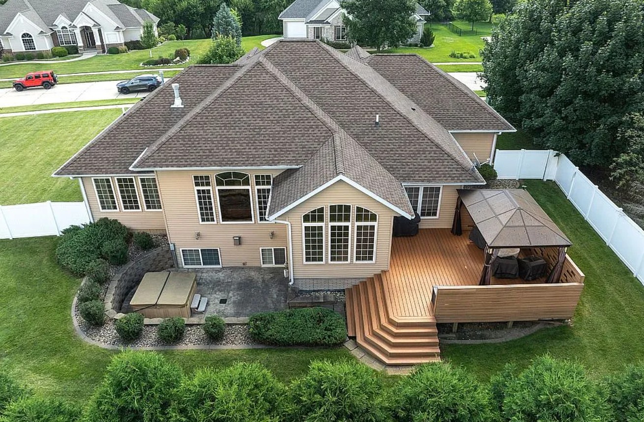 4 Bedroom House For Sale By Owner in Marion, IA 