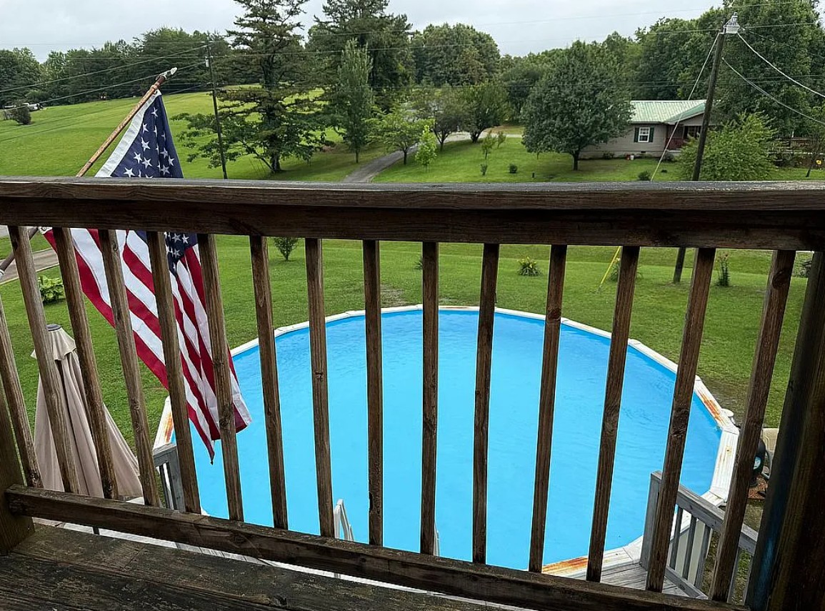 4 Bedroom House For Sale By Owner in Strunk, KY 