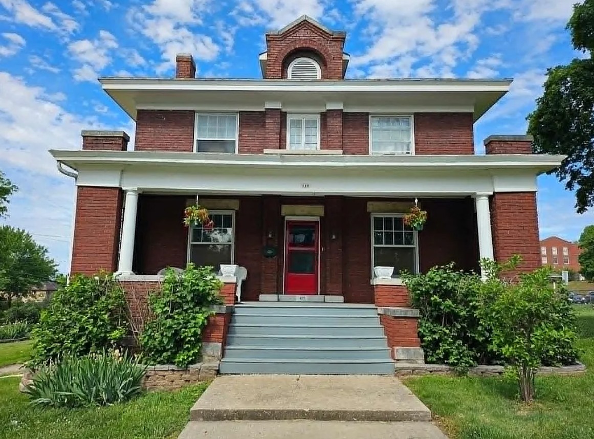 4 Bedroom House For Sale By Owner in Atchison, KS 