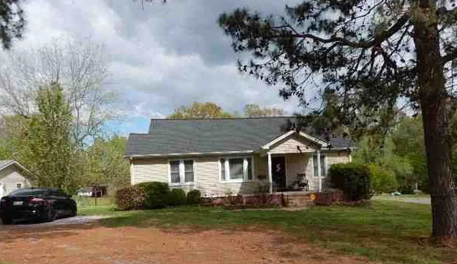 4 Bedroom House For Sale By Owner in Calvert City, KY 