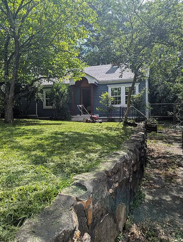 3 Bedroom House For Sale By Owner in East Pt, GA 