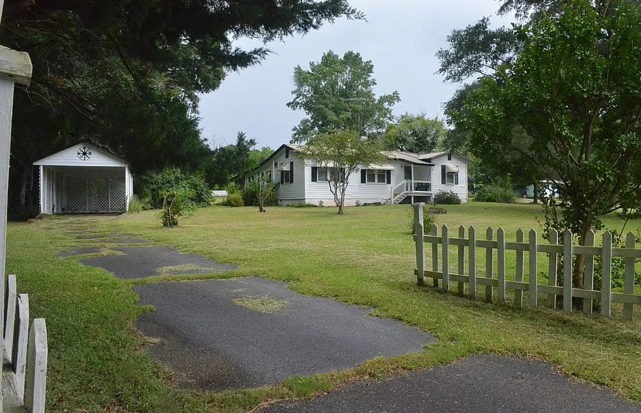 4 Bedroom House For Sale By Owner in Pine Mountain, GA 