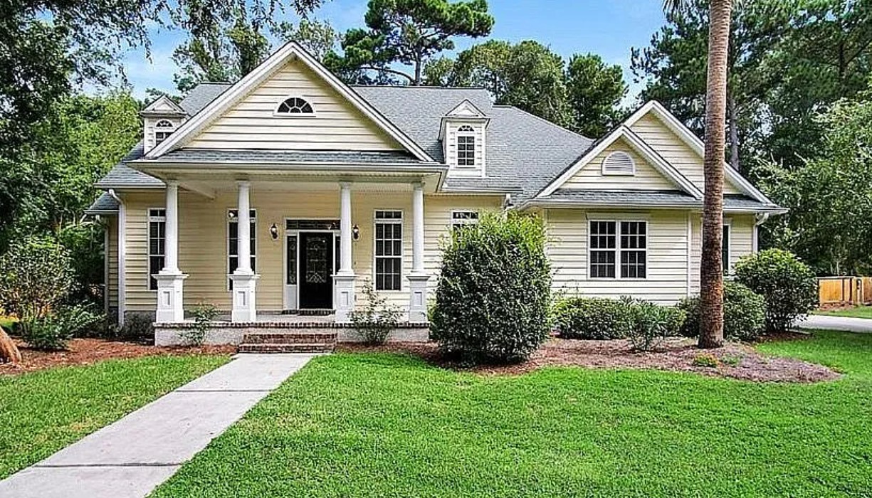 4 Bedroom House For Sale By Owner in Savannah, GA