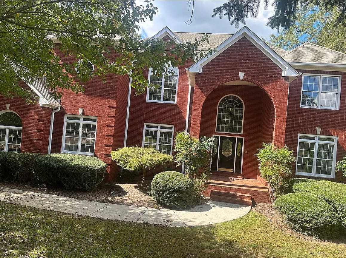 7 Bedroom House For Sale By Owner in Gainesville, GA 