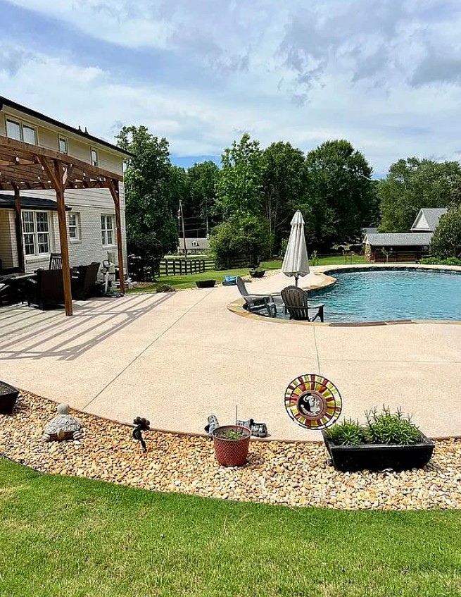 4 Bedroom House For Sale By Owner in Newnan, GA 