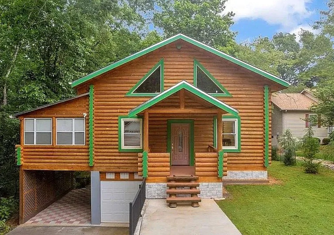 Log Cabin House For Sale By Owner in Gainesville, GA 