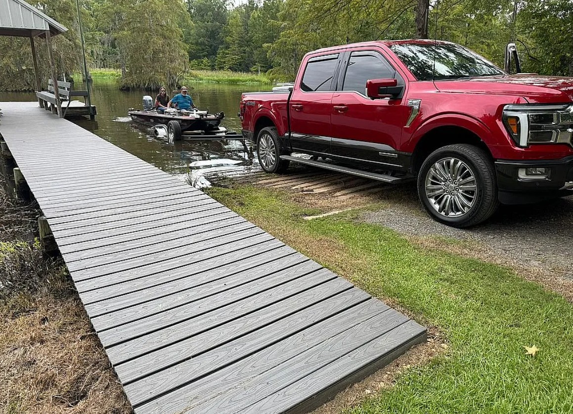 Home with Private Boat Launch FSBO in Camden, AL 