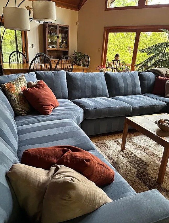 4 Bedroom House For Sale By Owner in Berkeley Springs, WV 
