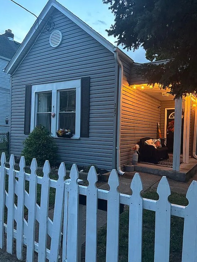 3 Bedroom House For Sale By Owner in Dayton, KY