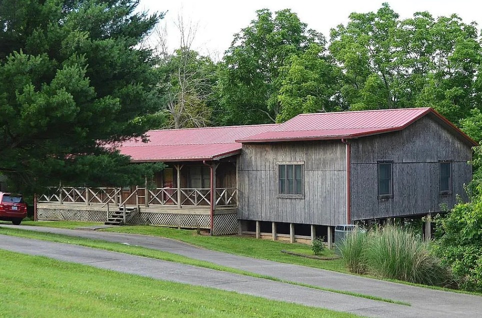 3 Bedroom House For Sale By Owner in Harrodsburg, KY 