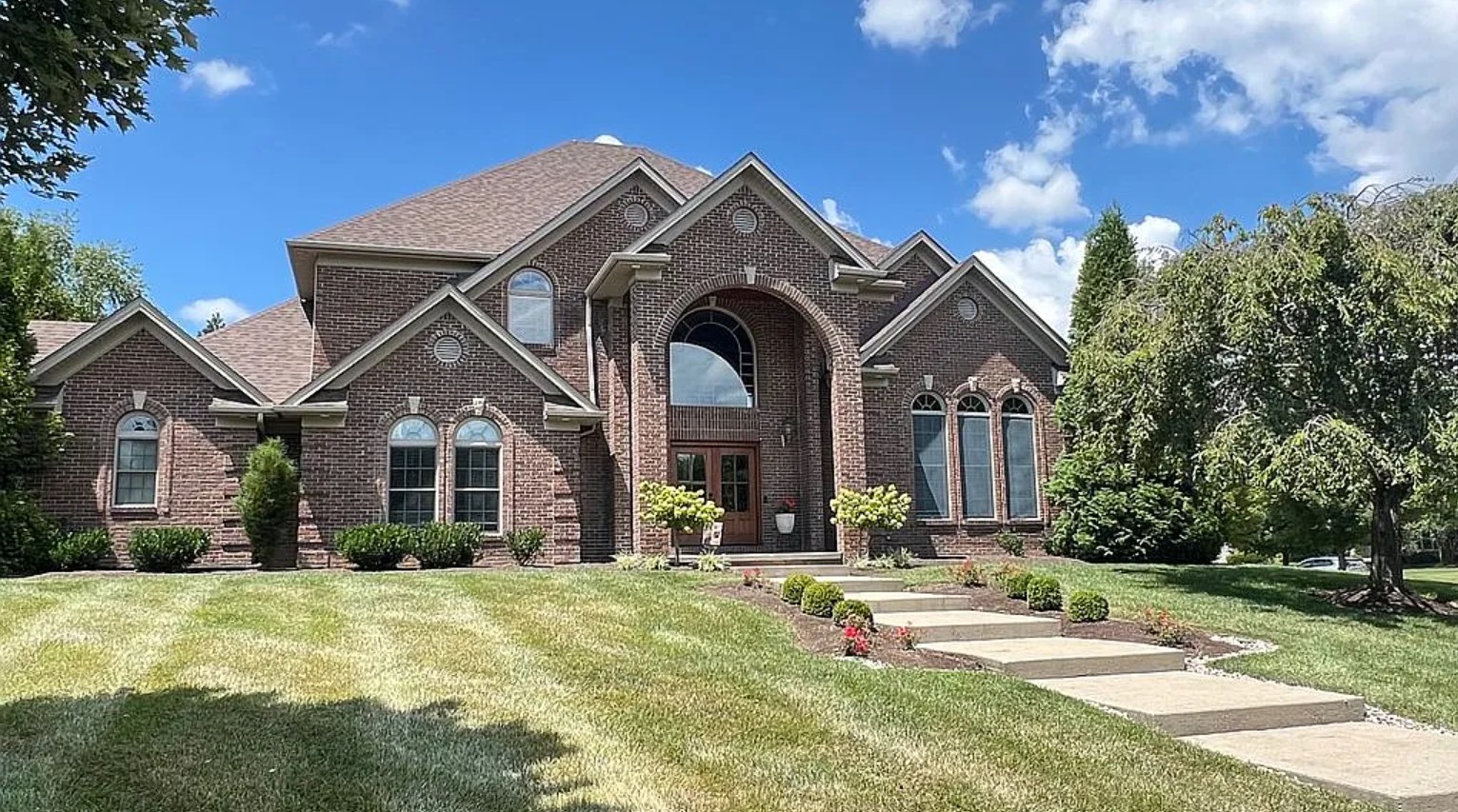 5 Bedroom House For Sale By Owner in Nicholasville, KY 