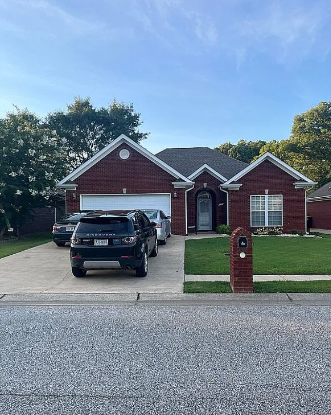 3 Bedroom House For Sale By Owner in Sylacauga, AL 
