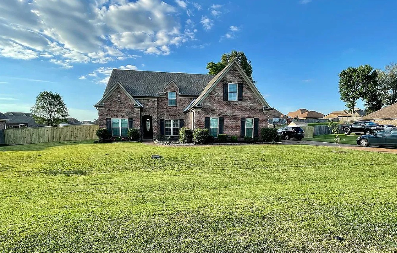 6 Bedroom House For Sale By Owner in Olive Branch, MS 