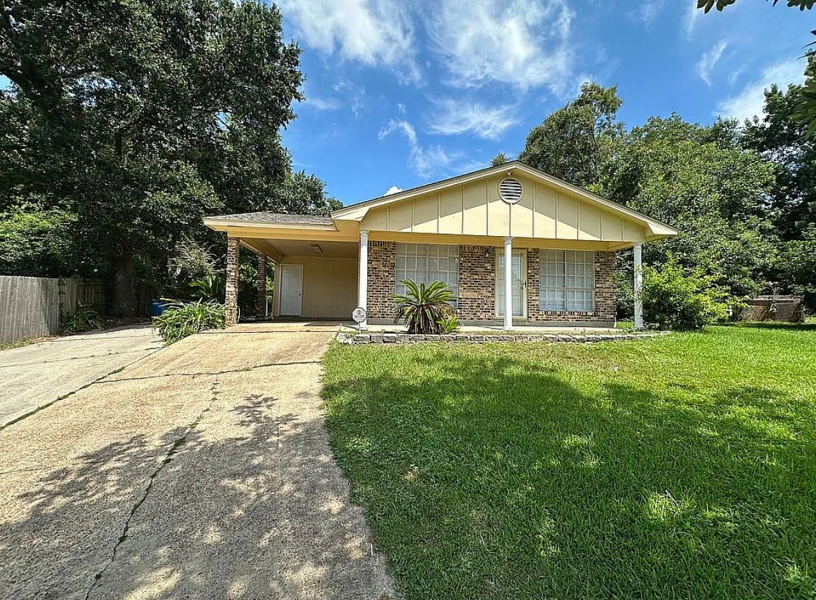 3 Bedroom House For Sale By Owner in Biloxi, MS
