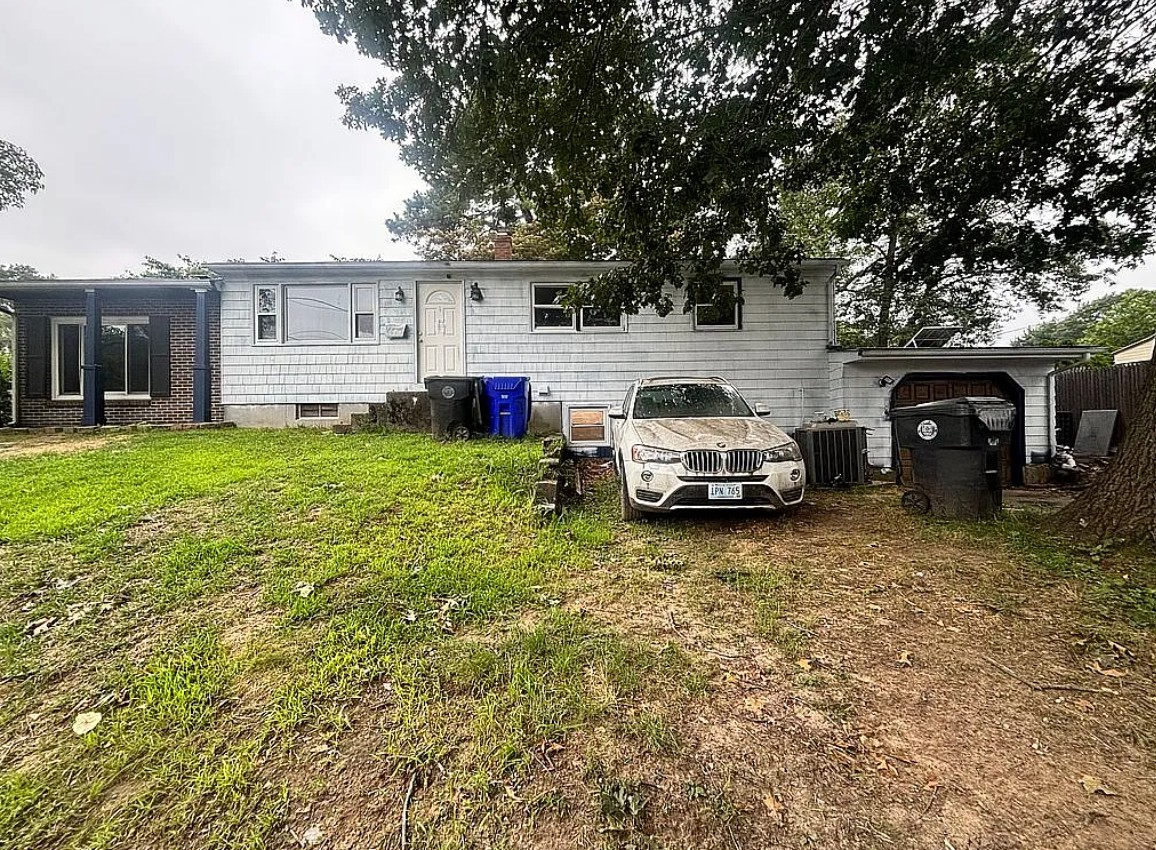 3 Bedroom House For Sale By Owner in West Warwick, RI 
