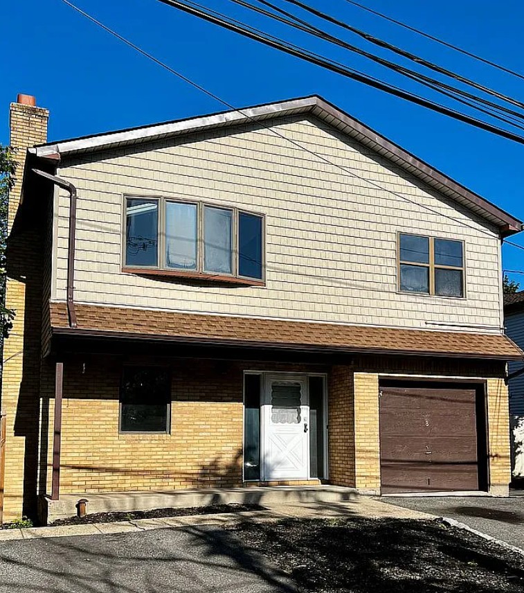 5 Bedroom House For Sale By Owner in Bayville, NY 