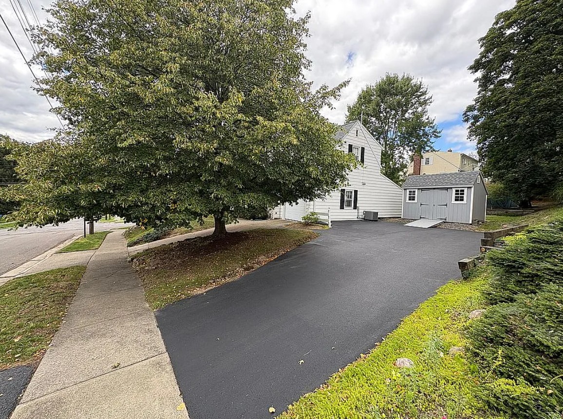 3 Bedroom House For Sale By Owner in Endwell, NY 