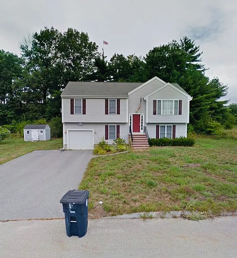 4 Bedroom House For Sale By Owner in Nashua, NH