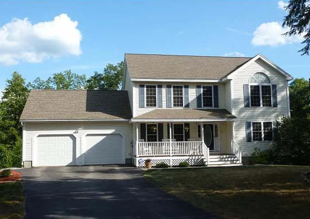 Watson Hill Estates Home For Sale By Owner in Raymond, NH
