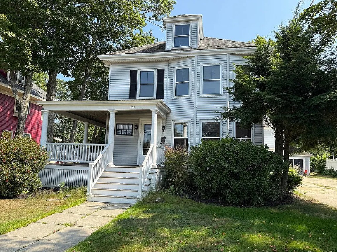 3 Bedroom House For Sale By Owner in Gorham, ME 