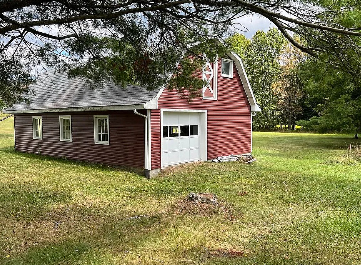 2 Bedroom House For Sale By Owner in Rossiter, PA 