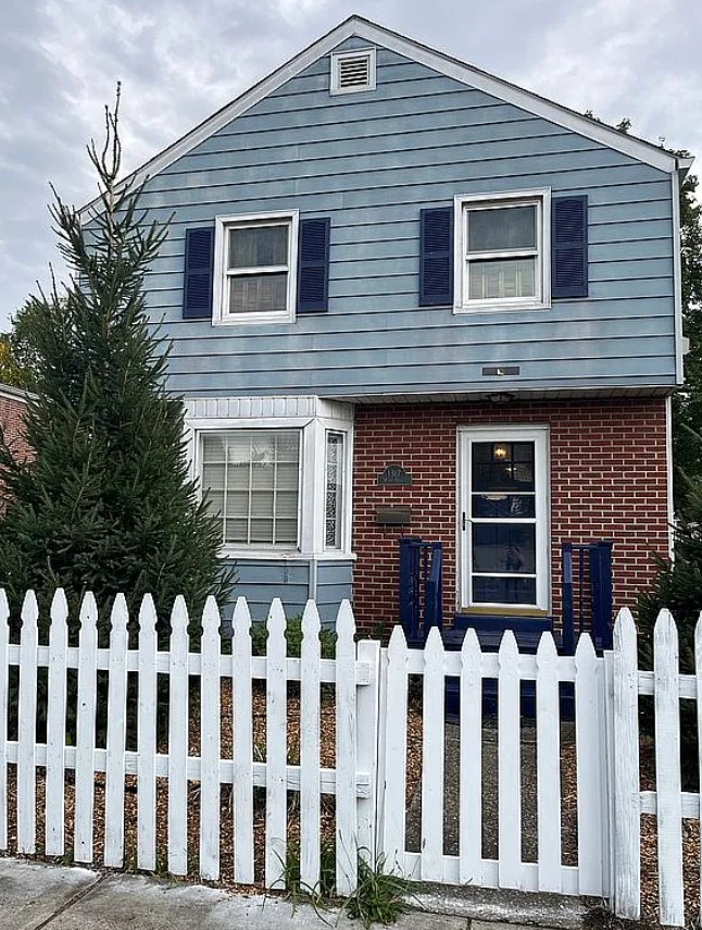 4 Bedroom House For Sale By Owner in Huntingdon, PA