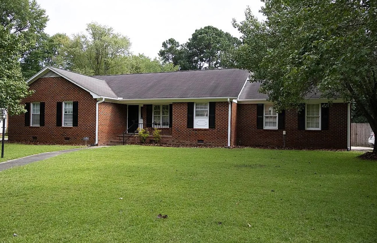 3 Bedroom House For Sale By Owner in Greenville, NC 