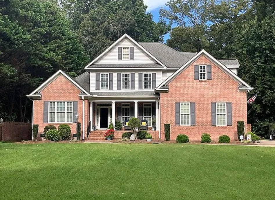 5 Bedroom House For Sale By Owner in Greenville, NC