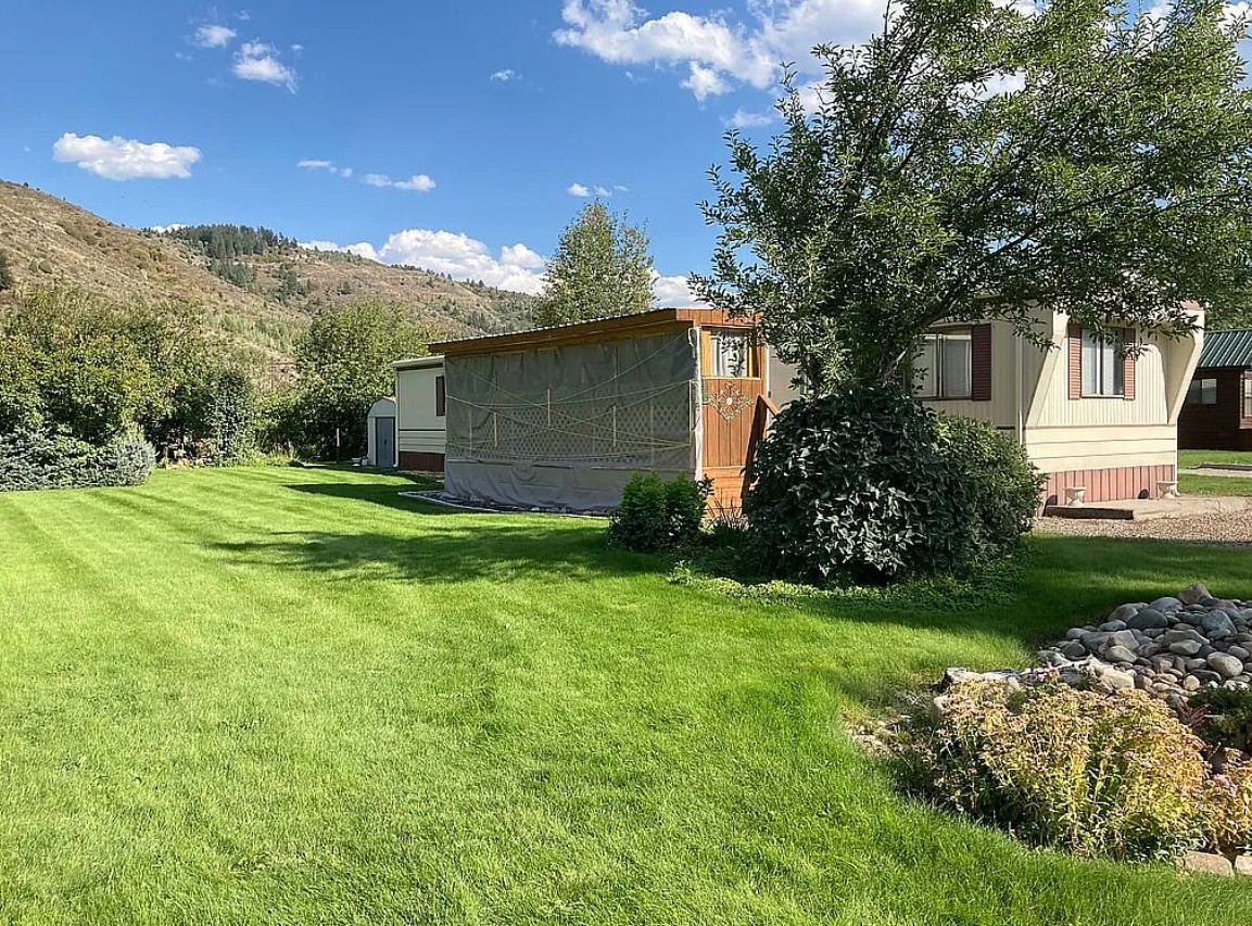 2 Bedroom Mobile Home For Sale By Owner in Irwin, ID 