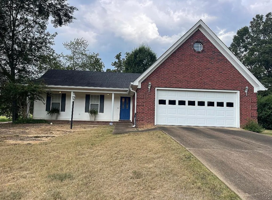 3 Bedroom House For Sale By Owner in Senatobia, MS 