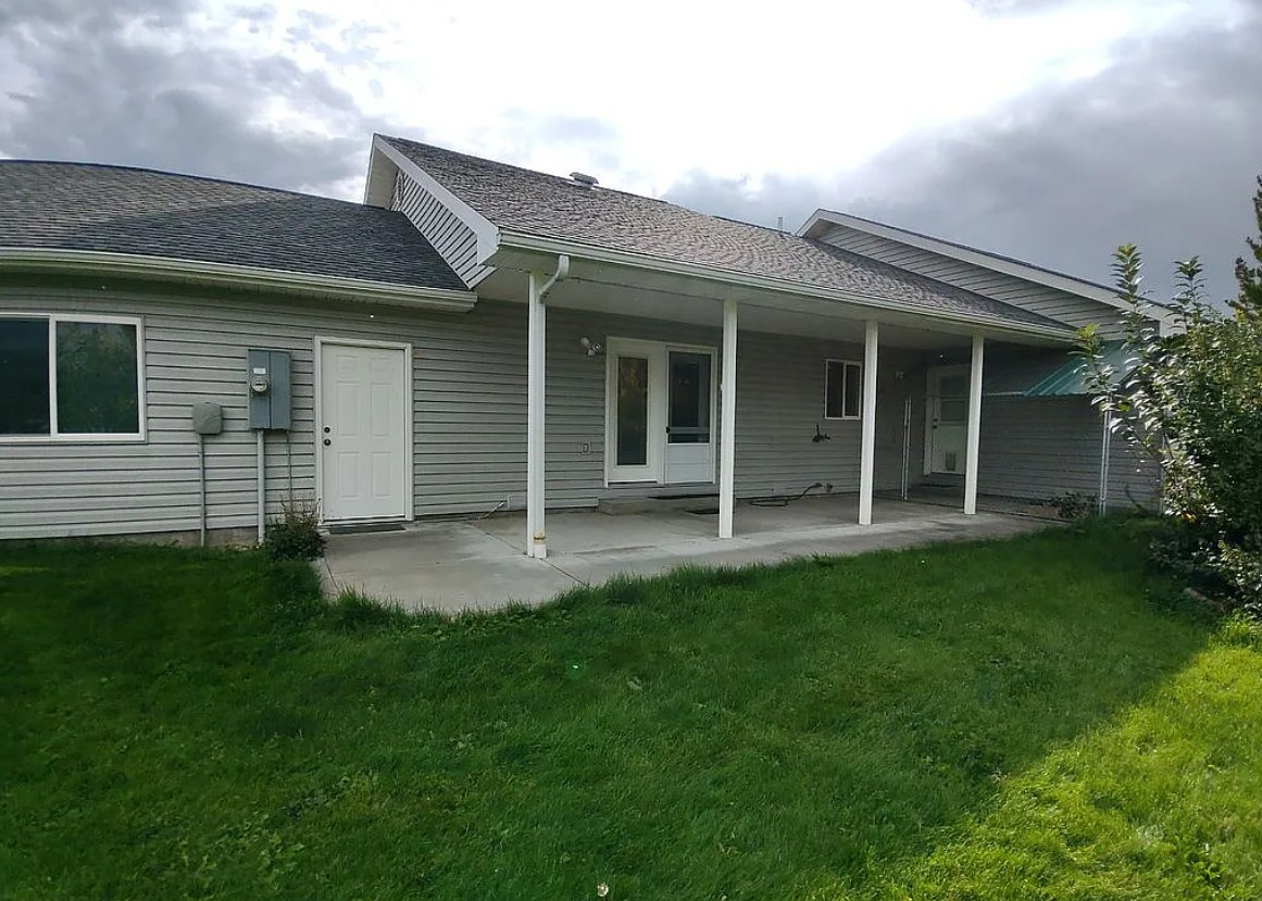 3 Bedroom House For Sale By Owner in Plains, MT 