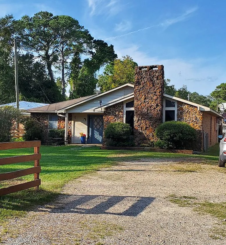 3 Bedroom House For Sale By Owner in Pascagoula, MS
