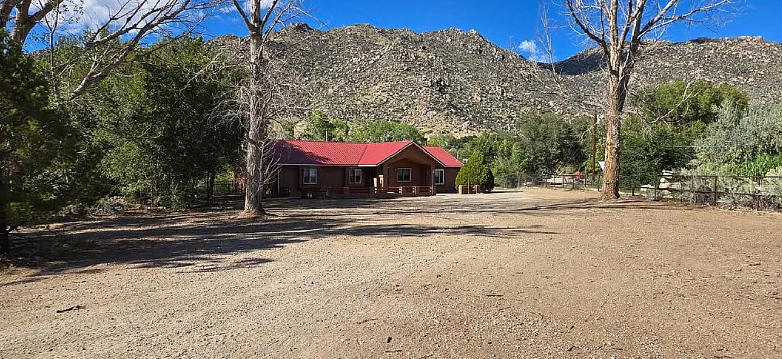 3 Bedroom House For Sale By Owner in Albuquerque, NM