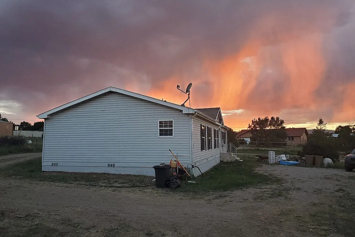3 Bedroom House For Sale By Owner in Edgewood, NM 
