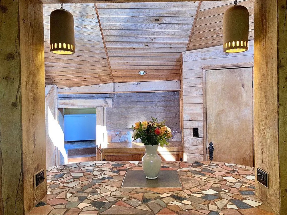 4 Bedroom House For Sale By Owner in Tijeras, NM 