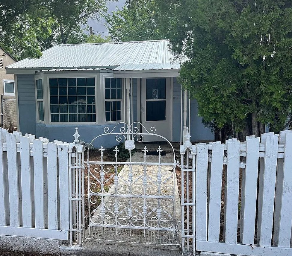 2 Bedroom House For Sale By Owner in Silver City, NM