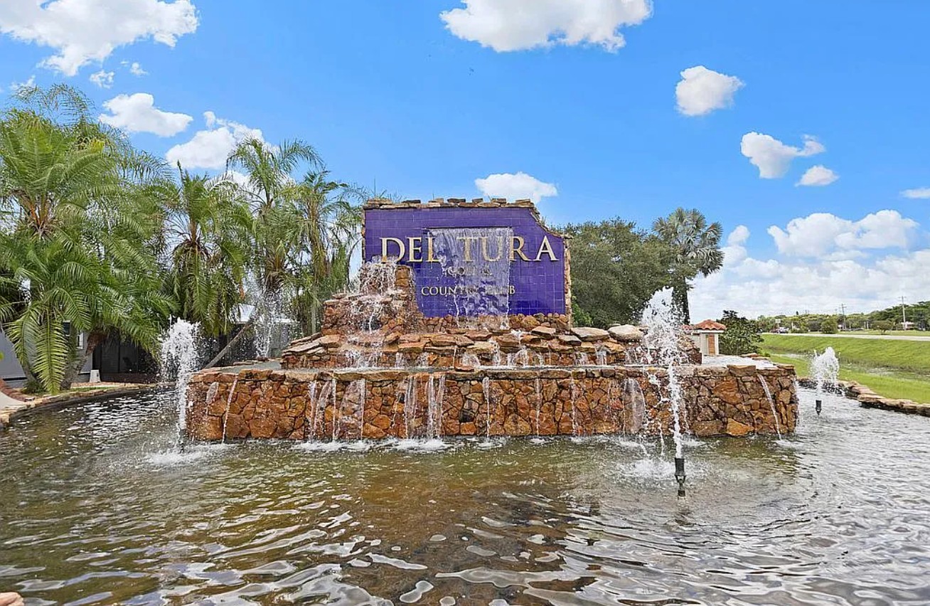 2 Bedroom House For Sale By Owner in North Fort Myers, FL 