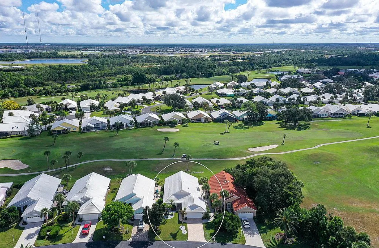 2 Bedroom House For Sale By Owner in Venice, FL 