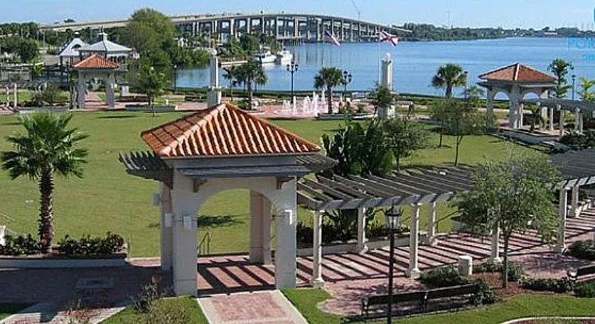 3 Bedroom House For Sale By Owner in Cocoa, FL 