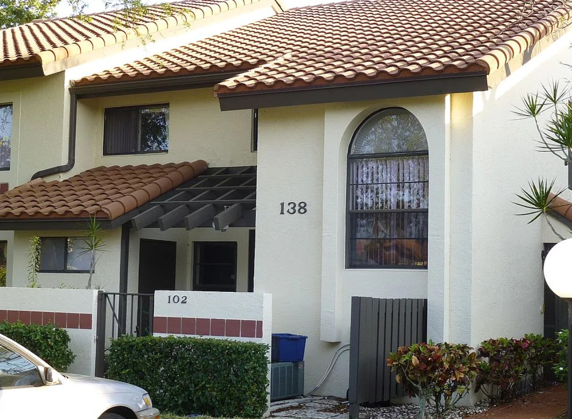 3 Bedroom Apartment For Sale By Owner in Boynton Beach, FL