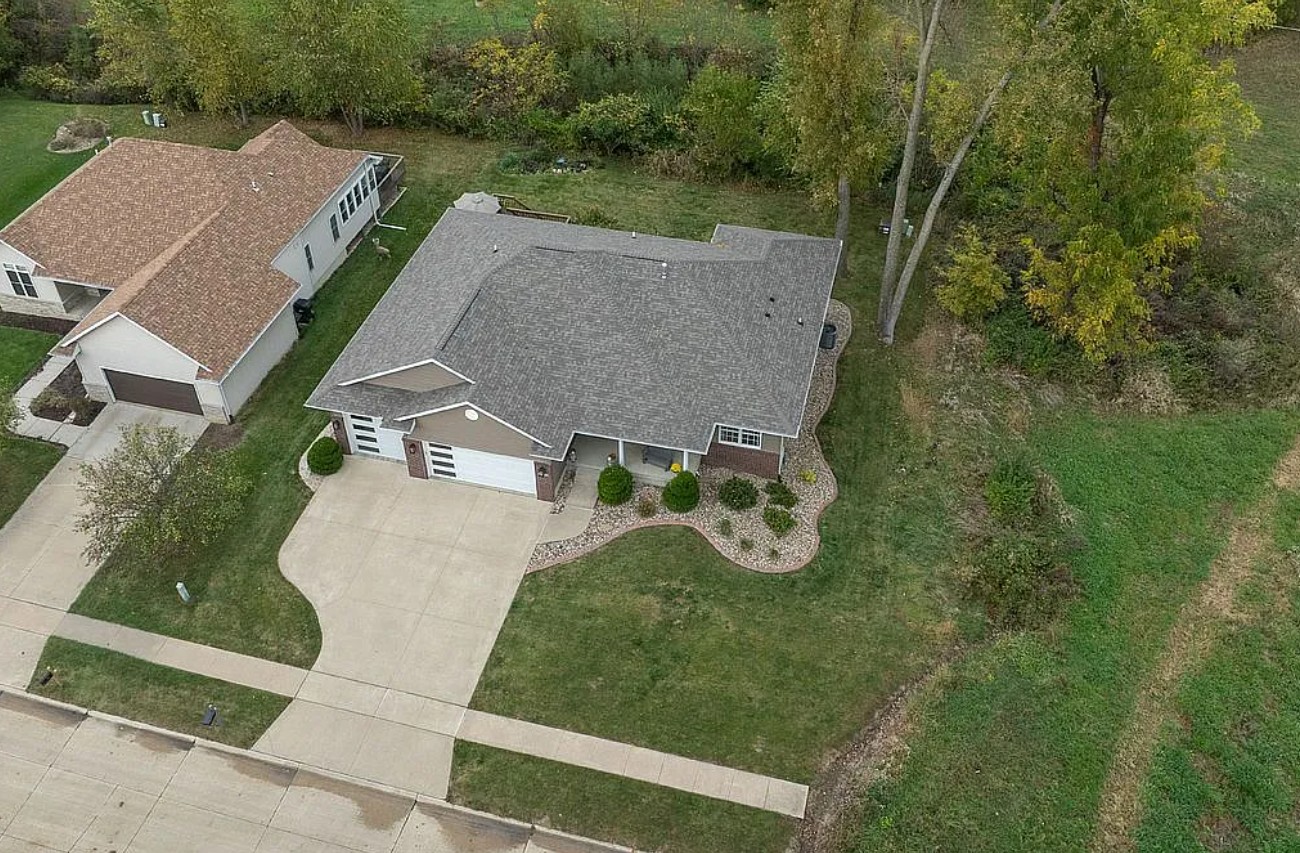 3 Bedroom House For Sale By Owner in Cedar Rapids, IA 