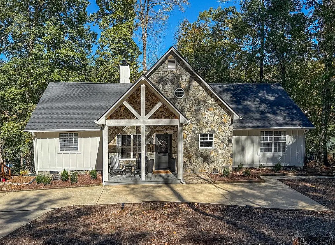 3 Bedroom House For Sale By Owner in Westminster, SC